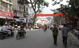 BÁN NHÀ MẶT PHỐ HÀNG GIẤY , LÔ GÓC DT 98M2, GIÁ 45 TỶ.